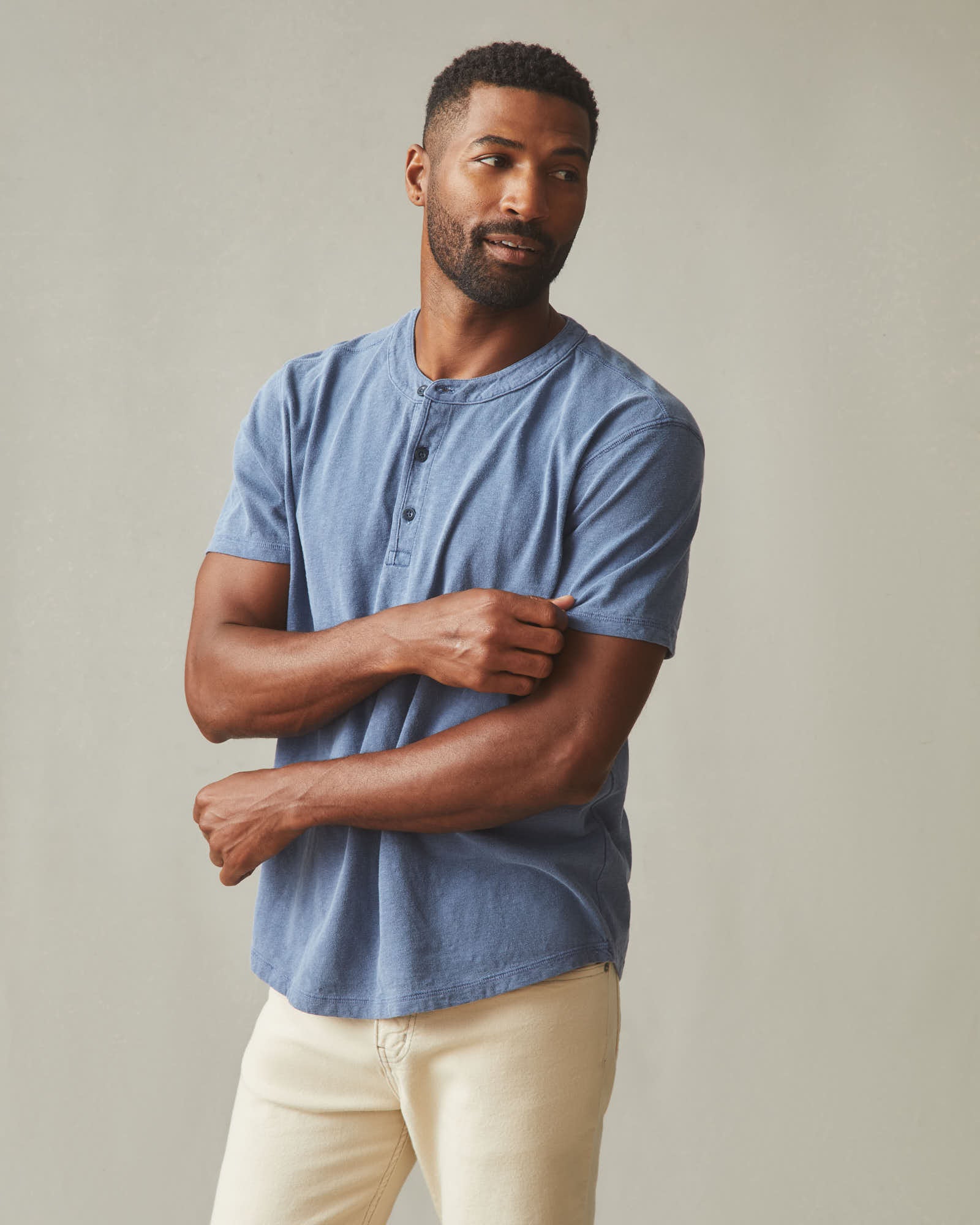 Men's Broken-In Premium Slub Henley - Washed Denim - Image 3