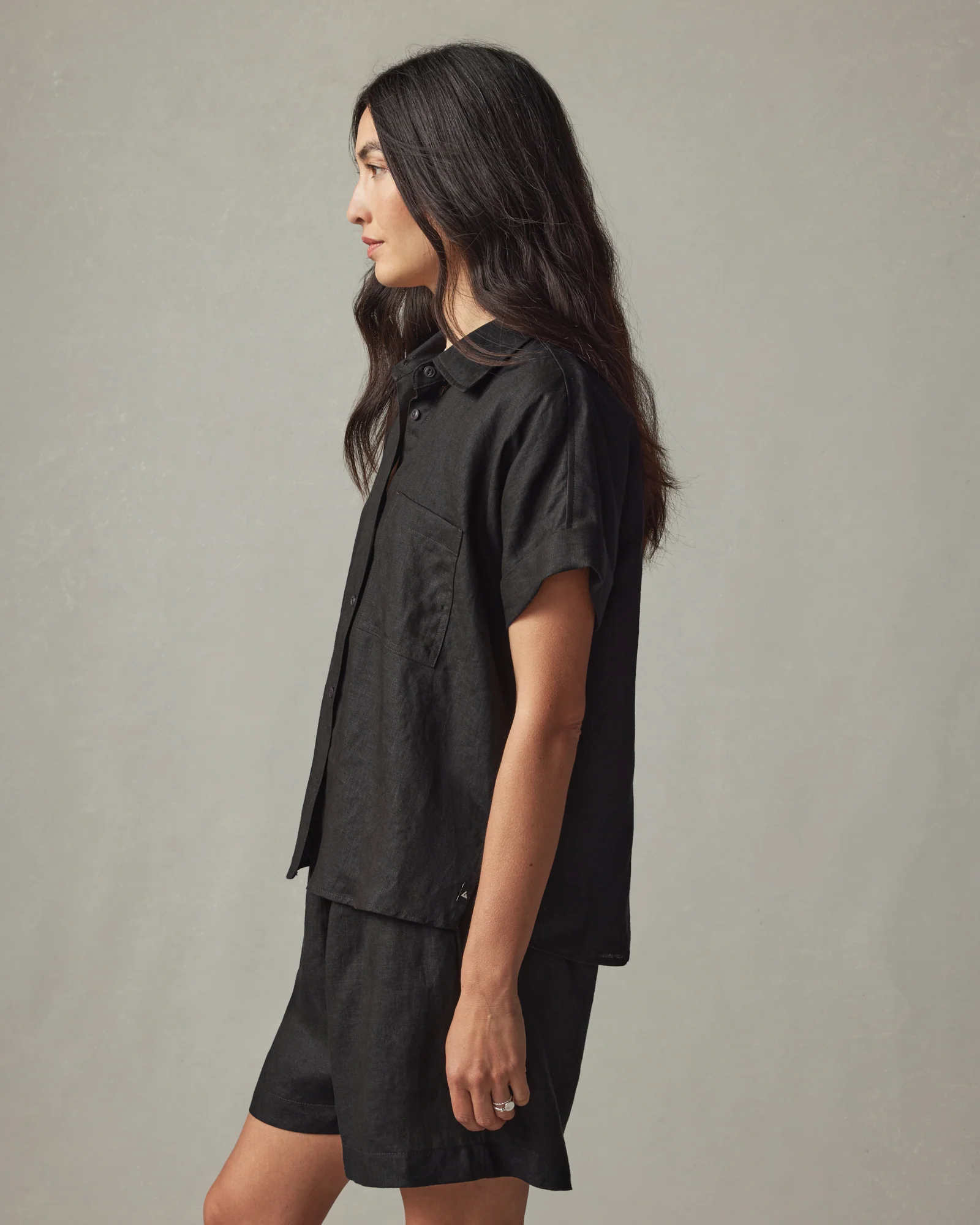 Women's Linen Shirt - Meteorite - Image 2